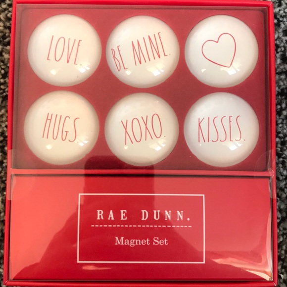 Rae Dunn Magnet Set LOVE,BE MINE,HUGS,XOXO,KISSES - Picture 1 of 3